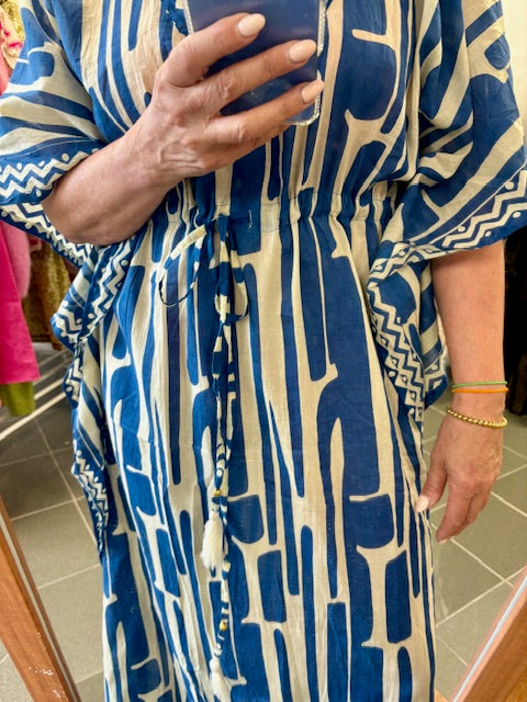 Lang kleed met print